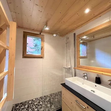 Apartment Familial 4 Pieces, Ski-in/ski-out, 8 Pers, Meribel - Fr-1-180-596