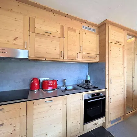 Familial 4 Pieces, Ski-in/ski-out, 8 Pers, Meribel - Fr-1-180-596 Apartment *